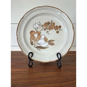 Vintage Autumn Fair Dinner Plate by Hearthside 70s Decor Baroque Replacement